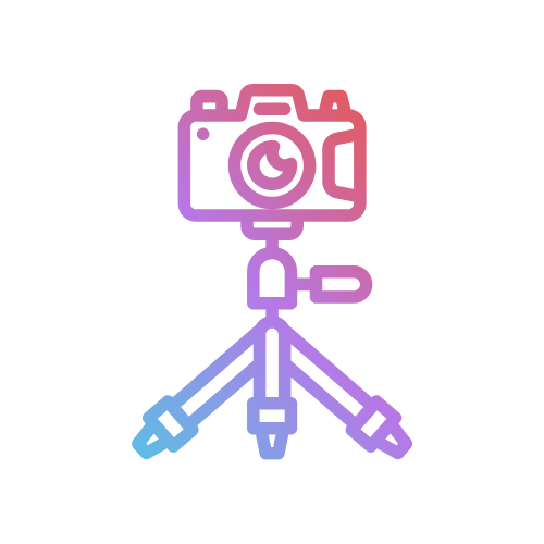 Gradient-Linienzeichnung einer Kamera auf einem Stativ, ideal zum Mieten oder Kaufen. Das Design zeigt einen sanften Farbverlauf von Blau unten zu Pink oben auf transparentem Hintergrund. Perfekt als Symbol für Fotografie-Equipment und Kamera-Zubehör.