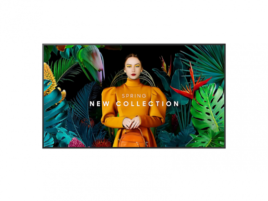 Eine Frau trägt ein orangefarbenes Outfit und steht vor tropischen Blättern und Blumen. Im Bild steht der Schriftzug "Spring New Collection". Das Bild bewirbt die neue Frühlingskollektion mit moderner Damenmode in kräftigen Farben.